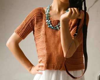 Short sleeves summer top knitting pattern PDF: Geometry II boat neck cropped top