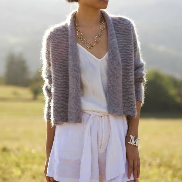 Winter Moonlight Cardigan KNITTING PATTERN PDF: A cardigan made with mostly knit stitch