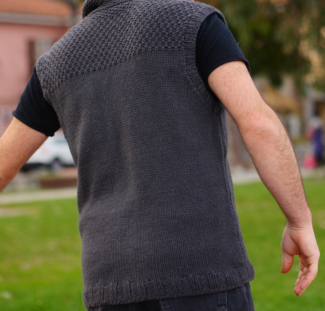 Knitting Pattern Graphite Men's Vest Men Sweater Pattern - Etsy