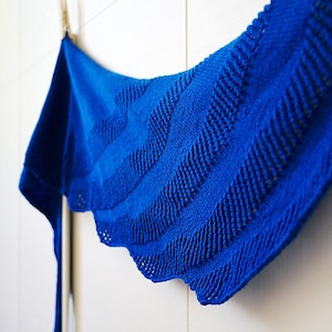 Molinara knit easy lace shawl pattern pdf instant download knitting pattern