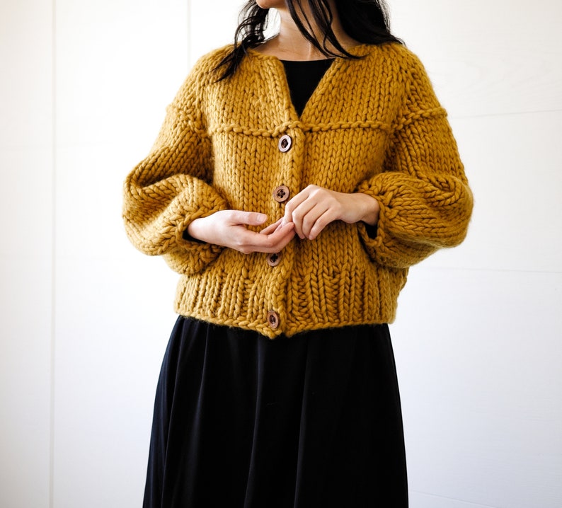 Beginner friendly cardigan knitting pattern PDF: Weekend Jacket super bulky knit women cardigan image 7