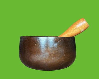 Vintage Bronze Meditation Singing Bowl with Wooden Mallet, Antique Sound Healing Decor