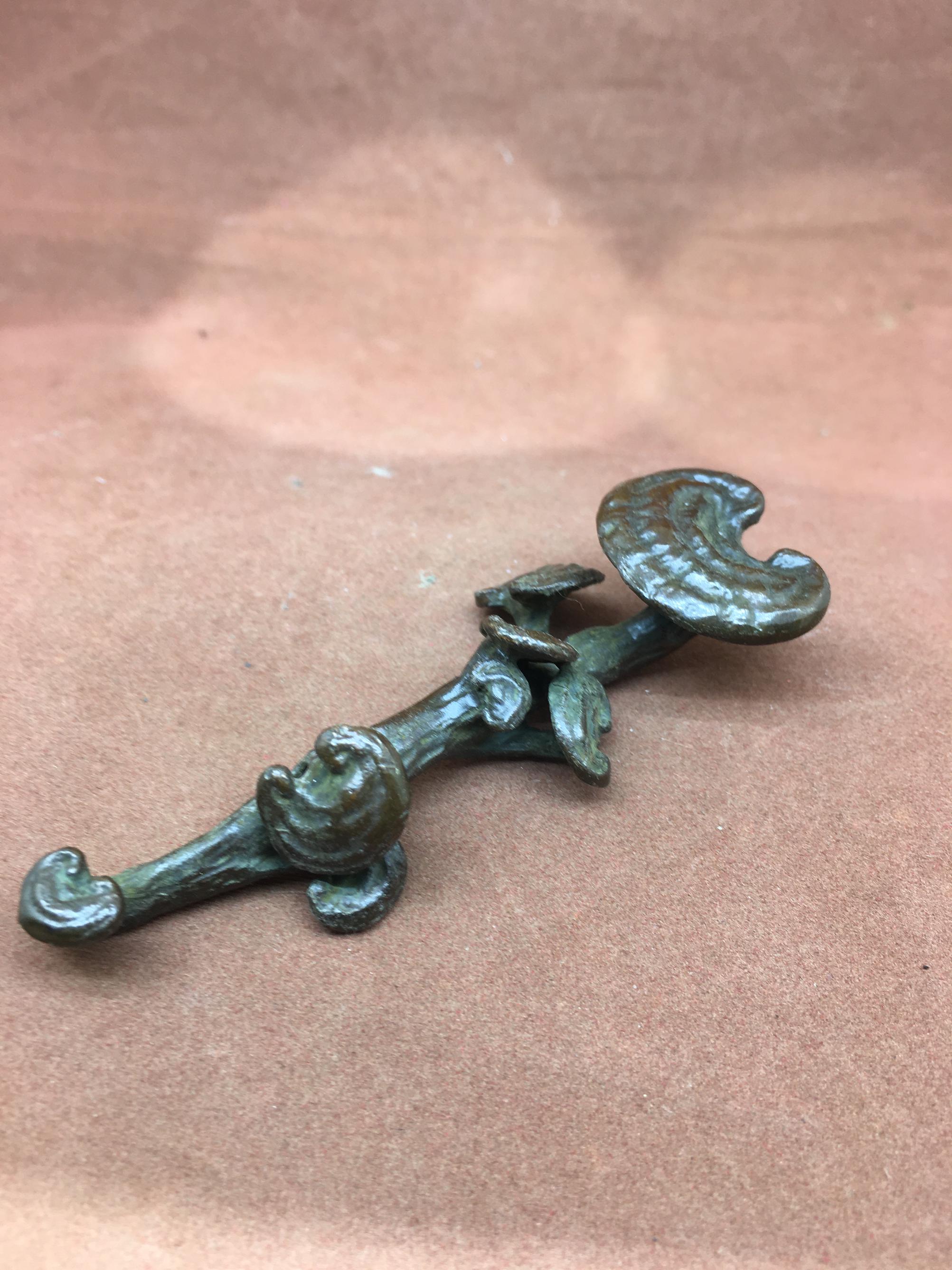 Vintage Bronze Lingzhi Ruyi Tea Pet | Antique Chinese Feng Shui ...