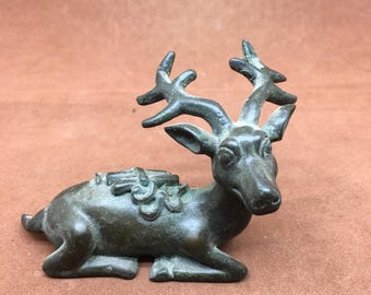 Compagno del tè a forma di cervo in bronzo vintage: talismano Feng Shui per calma e buona fortuna