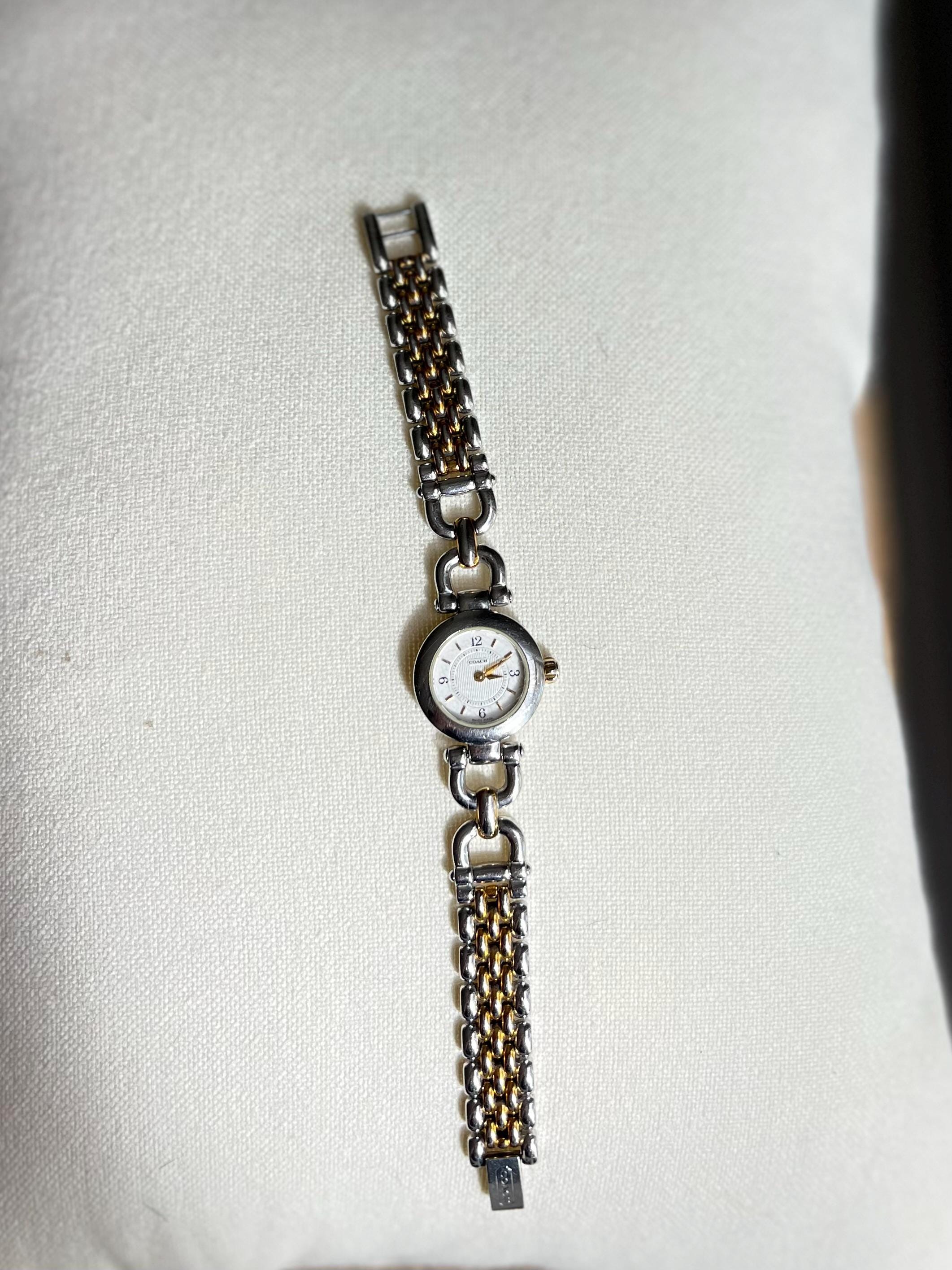 Coach Two Tone Gold Plated Vintage Ladies Wrist Watch 22mm 6\