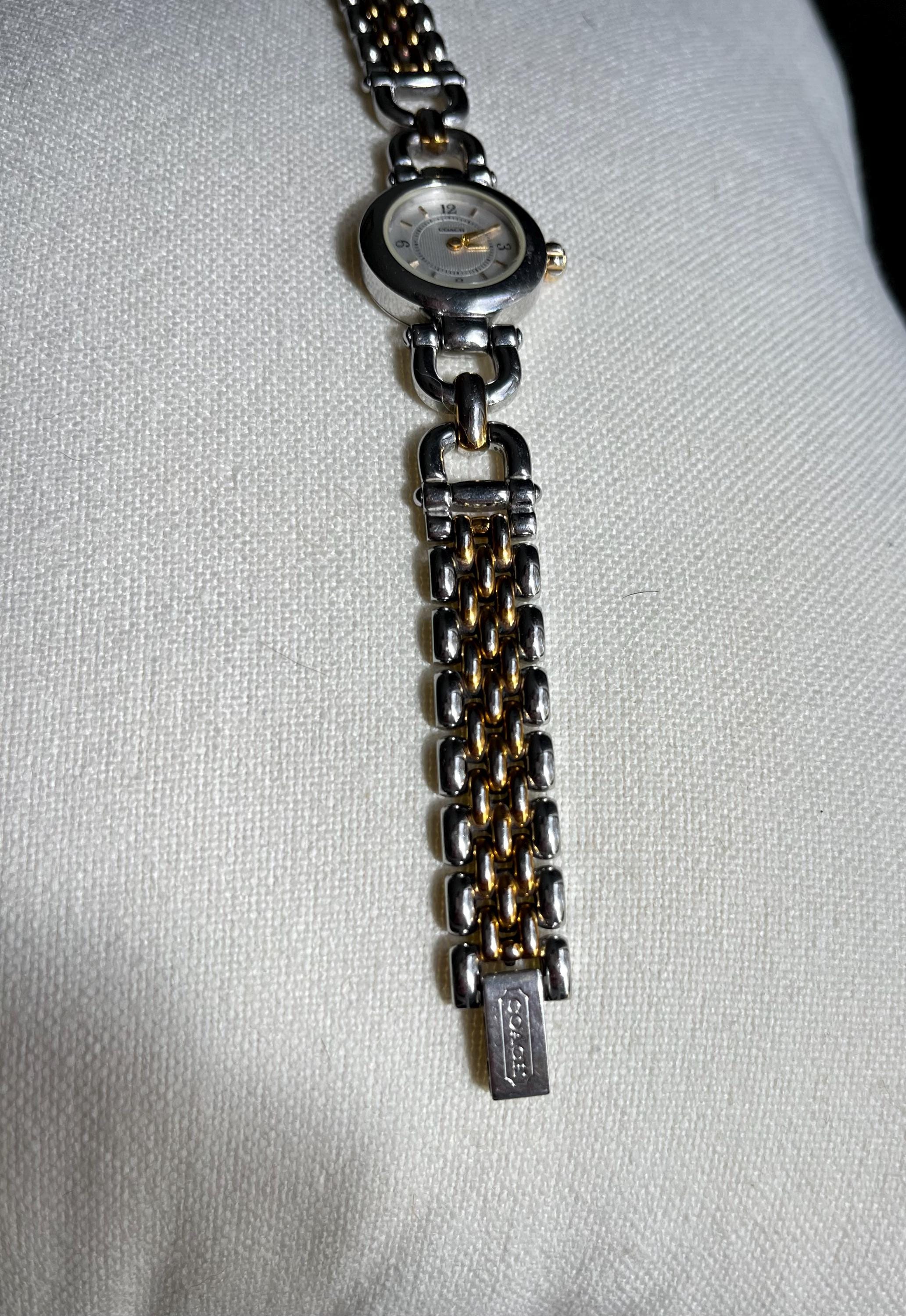 Coach Two Tone Gold Plated Vintage Ladies Wrist Watch 22mm 6\