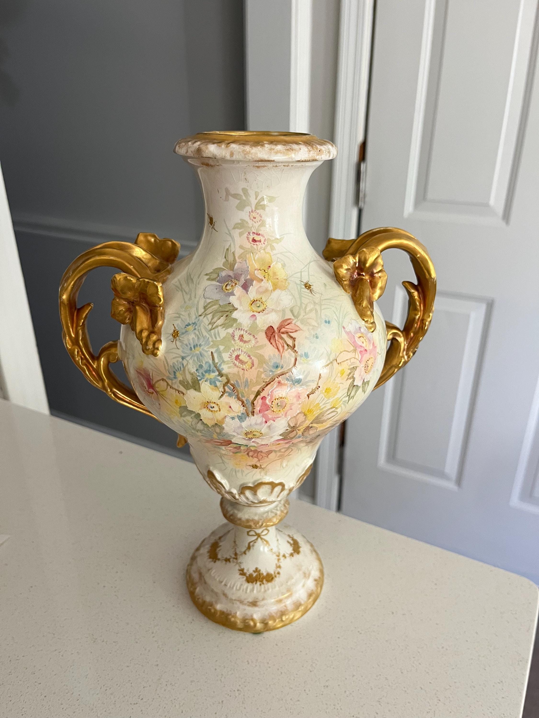 Weller Dogwood Vase - Etsy Canada