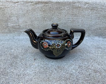 Vintage Japan Brown Betty Teapot – 1960s Hand Painted Ceramic Tea Pot – Retro Mid Century Kitchenware – Floral Folk Art Tea Kettle