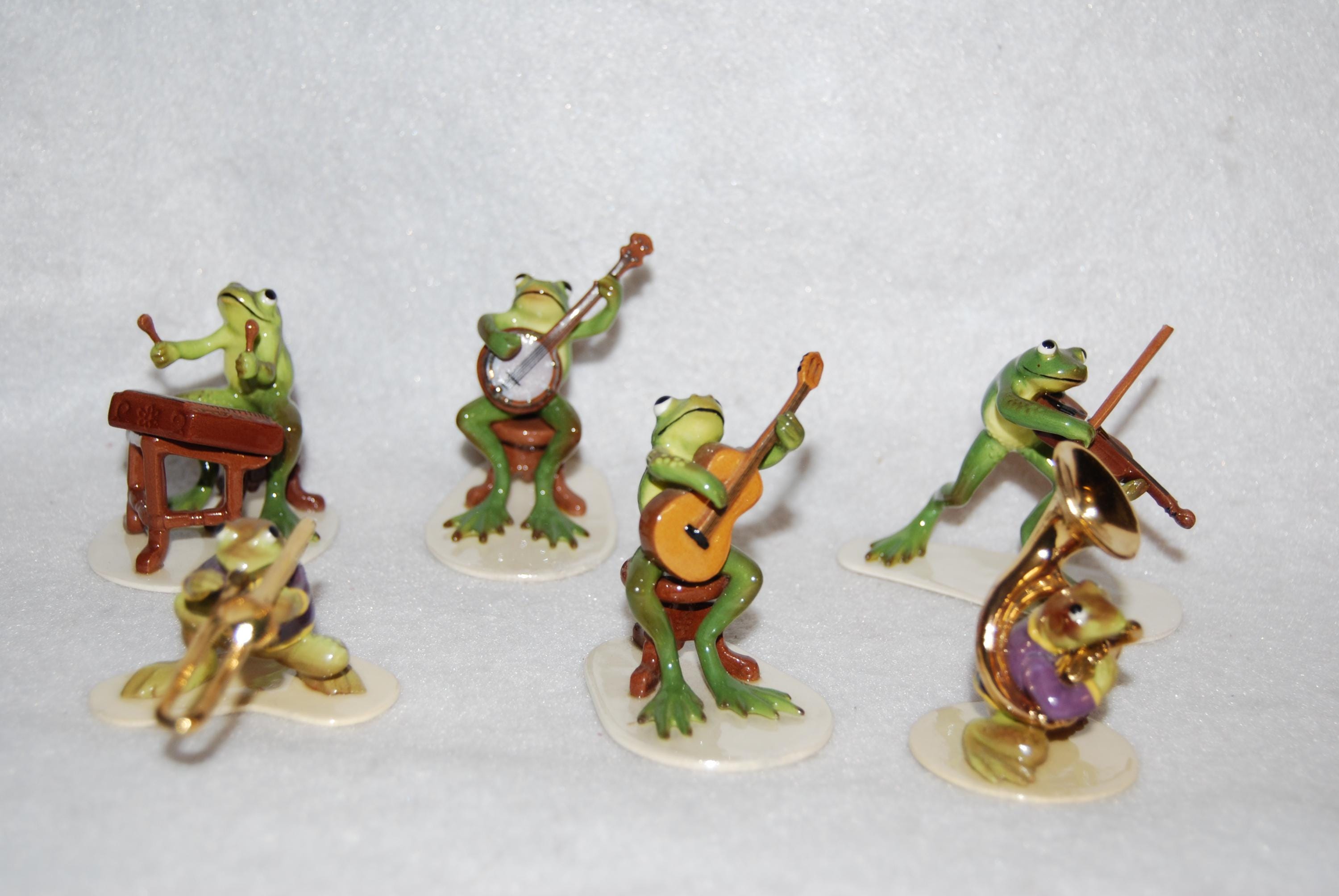 Hagen Renaker Frog - Etsy