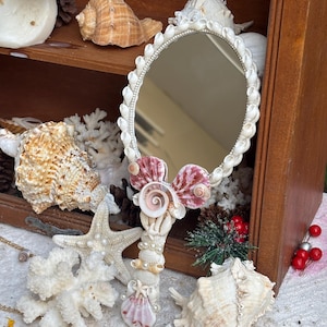 Espejo de mano artesanal con forma de concha marina, decoración costera oceánica (25 x 12 cm), regalo para el Día de la Madre.