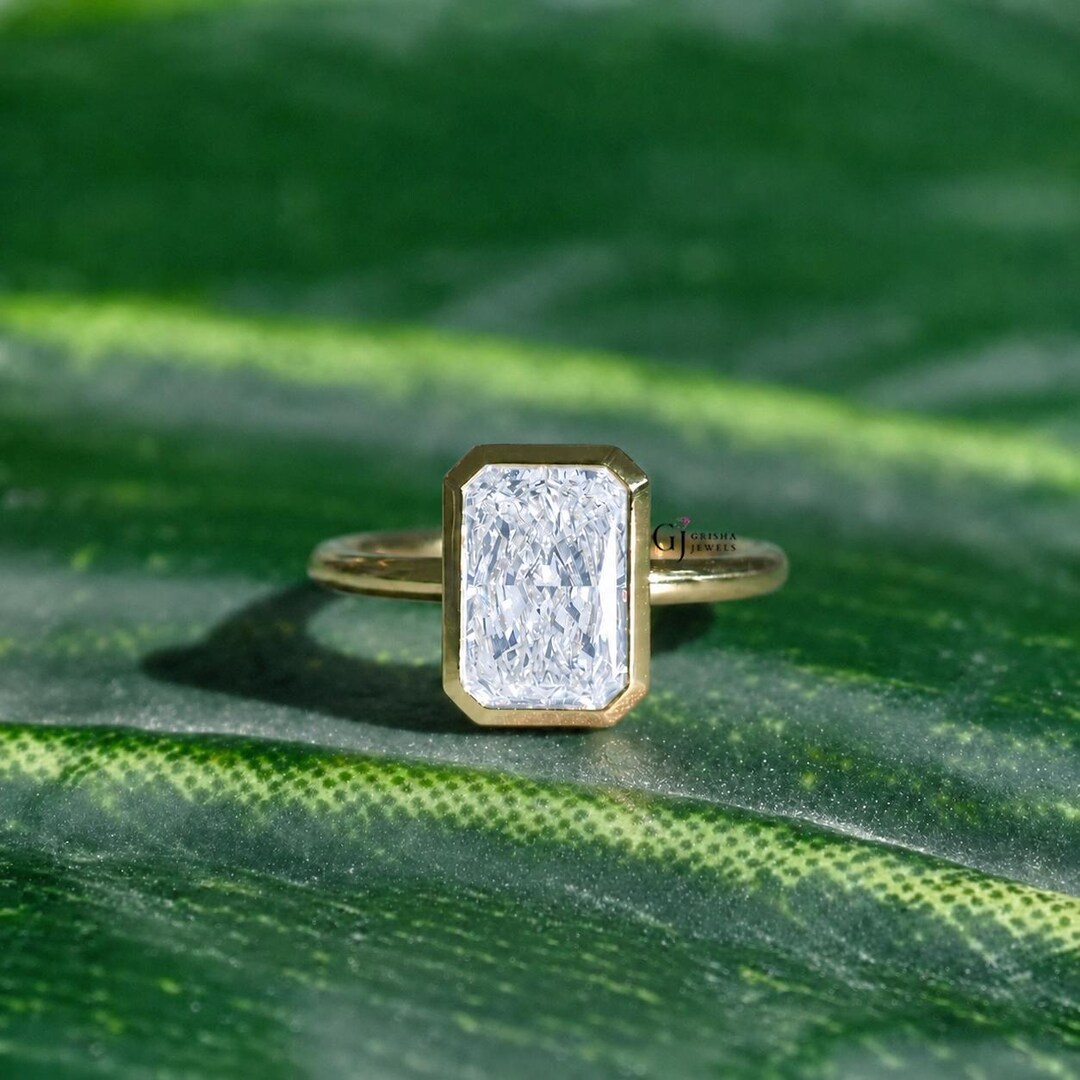 18k Yellow Gold Radiant Cut Lab Grown Diamond, Engagement Ring for ...