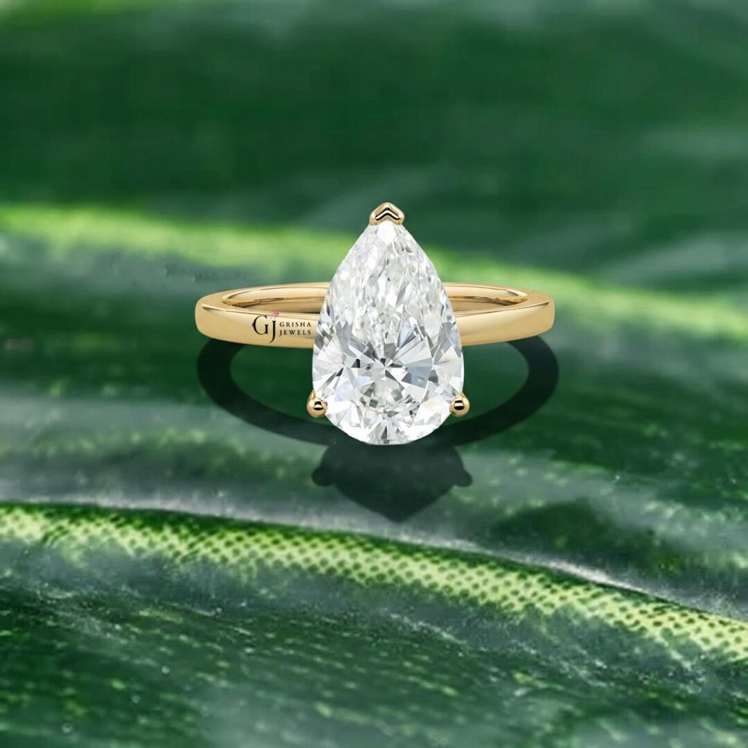Hidden Halo Pear Cut Lab Grown Diamond Engagement Ring,2 TO 3 CT IGI ...