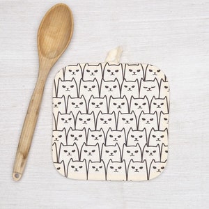 SALE! Slightly Irregular Cats Pot Holder