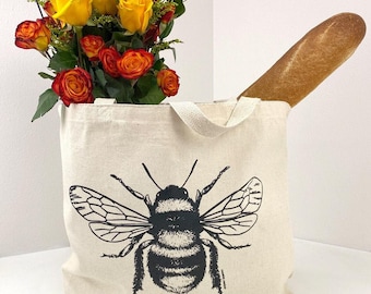 Bee Canvas Tote Bag: Reusable Cotton Grocery Sack