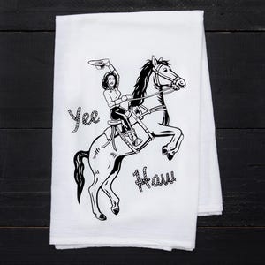 VERKAUF! Leichtes unregelmäßiges Cowgirl Küchenhandtuch - Schwarzer Druck