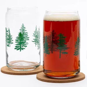Evergreen Tree Beer Can Glass: Outdoorsy Camping Gift