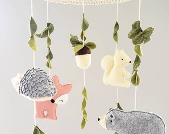 Baby Crib Mobile- nursery mobile Woodland Animals Crib Mobile-Custom Made Mobiles-Forest Animals Mobile- bear, hedgehog,squirrel, fox mobile