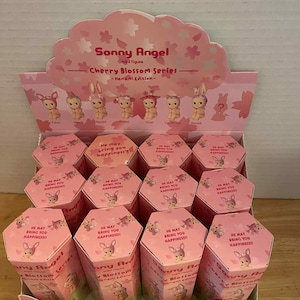 Sonny Angel Cherry Blossom Series, (Sitting style) Hanami Edition, Random Blind Box Mini Figure