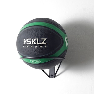 Medicine ball holder, heavy weght ball display, ball rack