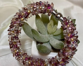 Handmade Miyuki Beaded Bracelet – Elegant Magnetic Clasp