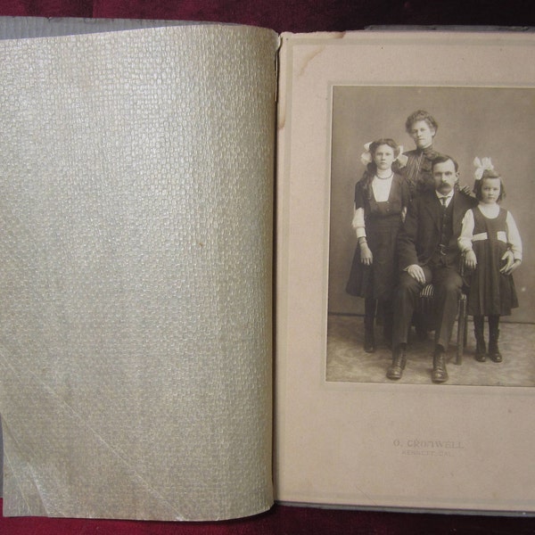 1900 Sepia Cabinet Card Family Portrait from O. Cromwell Kennett, CA