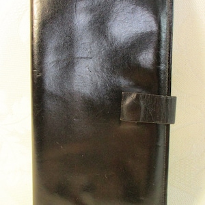 Monedero de pasaporte de la princesa Gardner de 1960 de la vendimia - cuero de vaca pulido negro