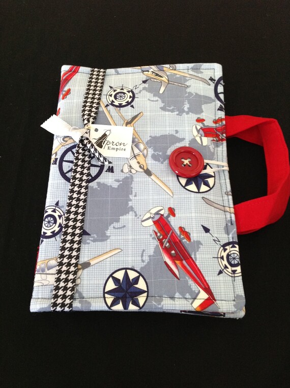 Items similar to Airplane Crayon/Marker Folio on Etsy