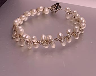 Perlas de agua dulce con plata de ley entrecruzada