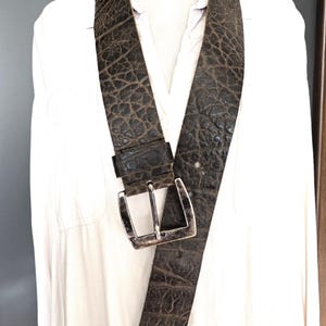 Vintage Red Temple Wide Brown Genuine Leather Belt - Rustic Western Heavy Leather - Chunky Antique Silver Buckle - Waist 84–97 cm | 33–38 in image 5