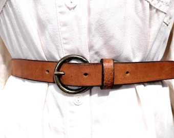 ヴィンテージ ダークブラウン レザーベルト シルバーバックル付き