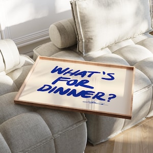 フレーム付き What's For Dinner 横長プリント、ミッドセンチュリープリント、レトロタイポグラフィプリント、キッチンウォールアート、細幅プリント、手書きフォント、ブルー