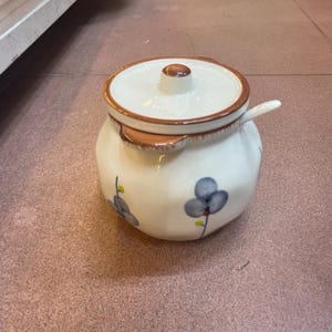 Floral Ceramic Condiment Pot with Spoon - Cute Hand-painted Sugar Jar - Decorative Porcelain Spice Container with Lid