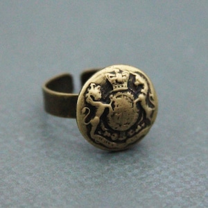 British Military Ring UK Crest Jewelry Unisex Fashion - made with a vintage button