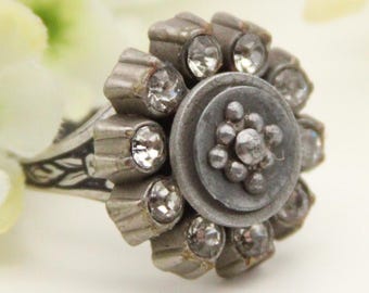 Rhinestone Ring Vintage buttons Pewter Tone Ring Band
