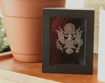 US Army Shadow Box Armed Forces Eagle Military Keepsake - made with a large Army hat pin