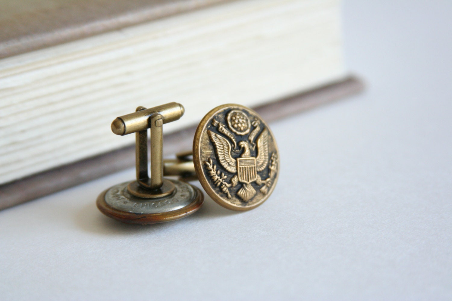 US Army Cuff Links Military Cufflinks Eagle America - made with vintage buttons