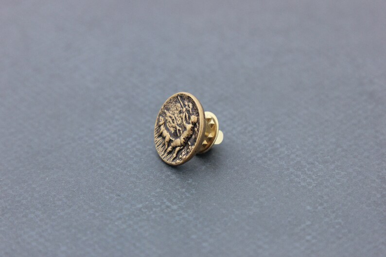 Hunter Tie Tack Duck Hunting lapel pin Big Game Gun Dog Deer Hunt Gift for Men made with a metal button