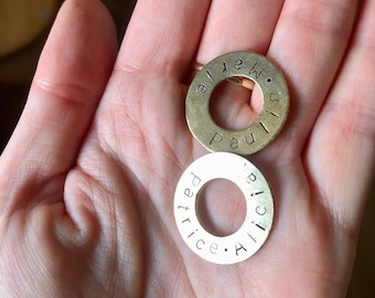 Schlüsselanhänger personalisiert einzeln, für Schlüsselanhänger mit Name, Handgestempelte Messing Anhänger, Geschenk