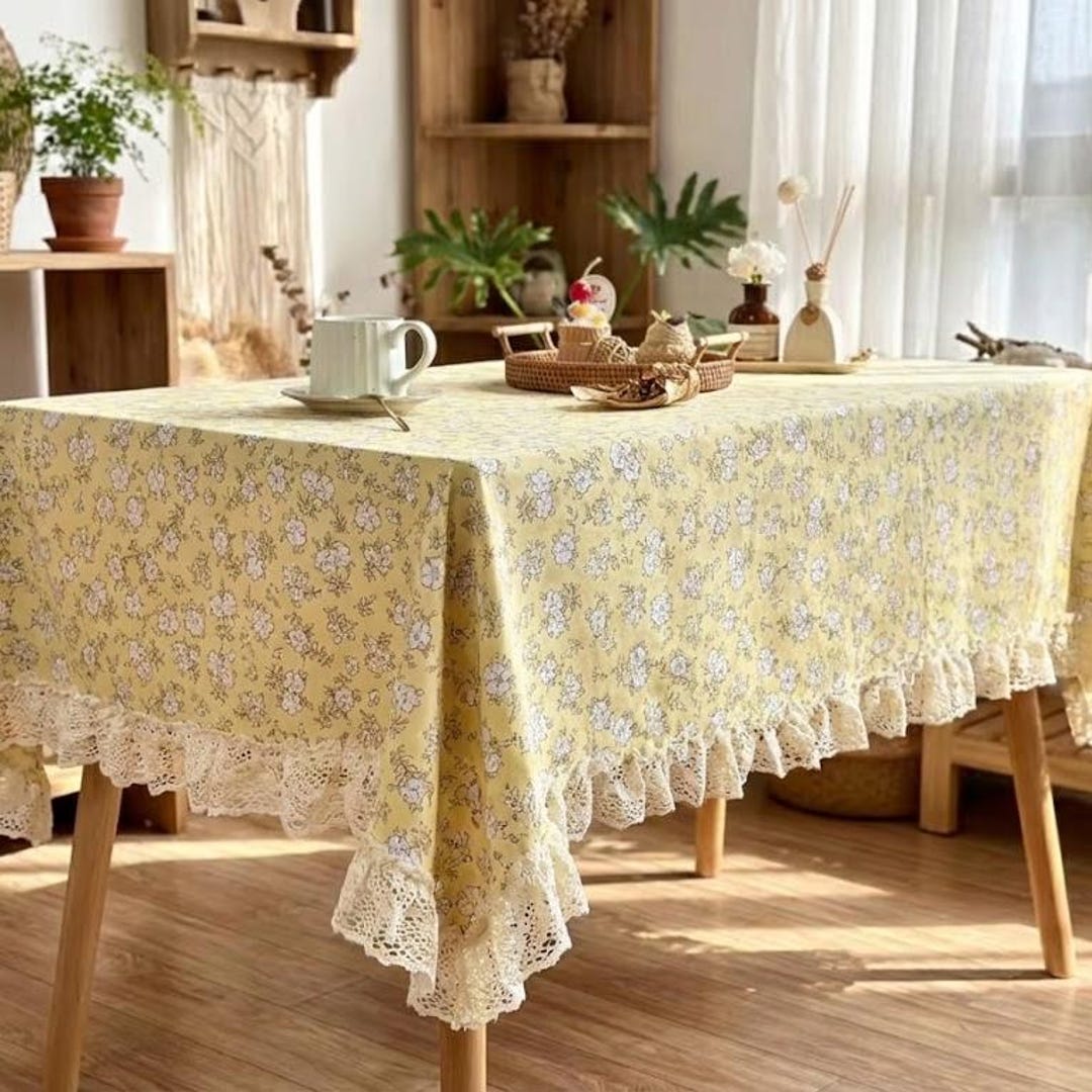 Yellow Floral Cotton Linen Tablecloth, Scalloped Lace Trim, Cottagecore Farmhouse Decor - 140*180cm