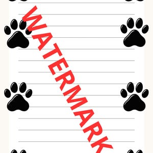 Pode incluir: Um bloco de notas pautado com pegadas pretas em cada canto. A palavra "WATERMARK" é impressa na diagonal na página em vermelho. O bloco de notas tem um fundo creme.