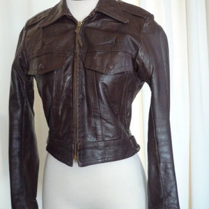 Vintage Harley Davidson leather jacket  fitted size small free shipping.