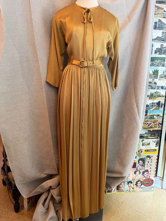 1940s dressing gown size small gold glamour vinta… - image 3