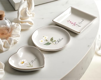 Personalized Birth Flower Trinket Dish, Custom Watercolor Flower Ring Dish, Wedding Bridesmaid Gift, Birthday Jewelry Dish, Christmas Gifts