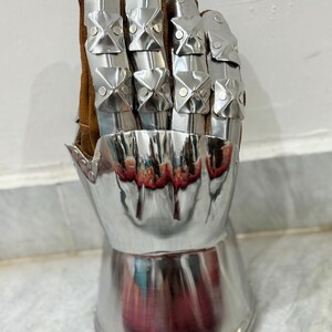 Medieval Hourglass Gauntlets 16 Gauge Steel with Brass Accents & Leather Gloves | SCA LARP Armor image 2