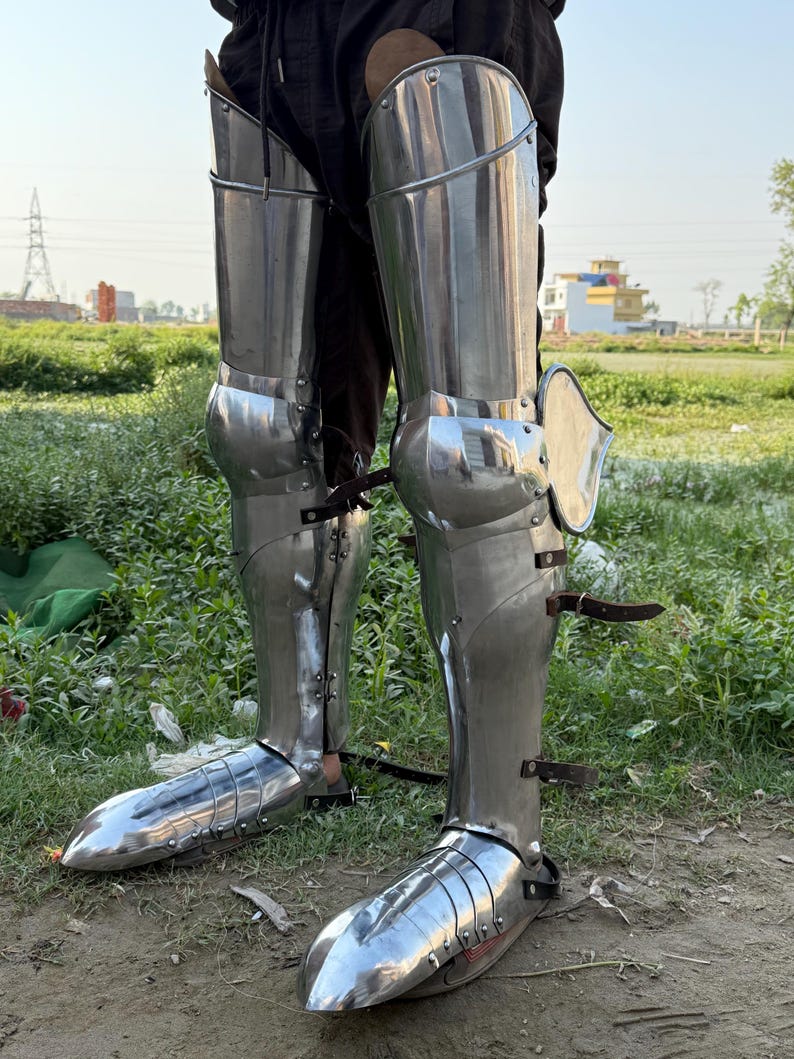 Suitable Guards Medieval Steel Leg Armor: Knight Cosplay Full Leg Protection - Etsy