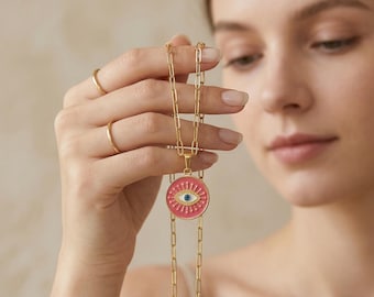 Collar con medallón de oro de 14k y amuleto del ojo turco / Collar protector / Collar con moneda del ojo turco / Collar talismán / Regalo para esposa / Regalo para ella