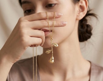 Collar con colgante de rosa de oro de 14 quilates / Collar de rosa / Collar floral / Regalo para damas de honor / Regalo para esposa / Regalo para el Día de la Madre