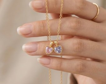 Collar pequeño personalizado de oro de 14 quilates con piedra natal en forma de corazón / Collar minimalista de corazón / Collar de amor / Regalo para el Día de la Madre / Regalo para ella