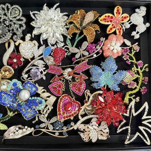 Mystery Brooch Lot | A Selection of Rhinestone Jewelry Blending Vintage and Modern Styles