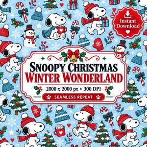 Peut inclure: Un motif numérique répétitif avec Snoopy en tenue d'hiver, des bonhommes de neige, des sapins, des sucres d'orge et des flocons sur fond bleu clair. Une étiquette centrale affiche le texte Snoopy Christmas Winter Wonderland 2000 x 2000 px.